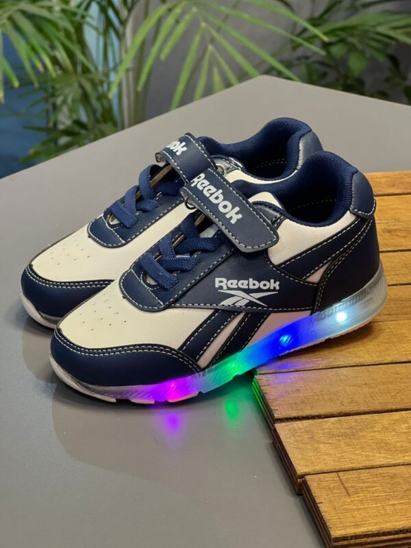 کتانی REEBOK چراغ دار