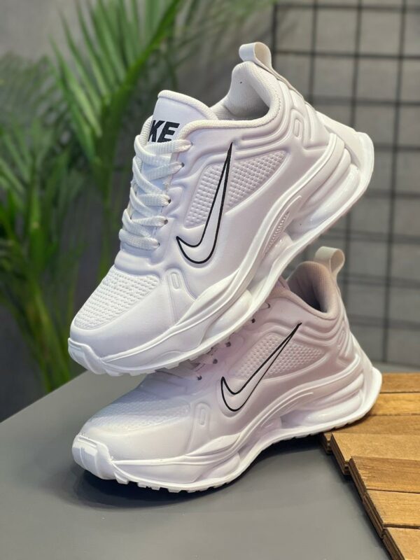 کتانی NIKE